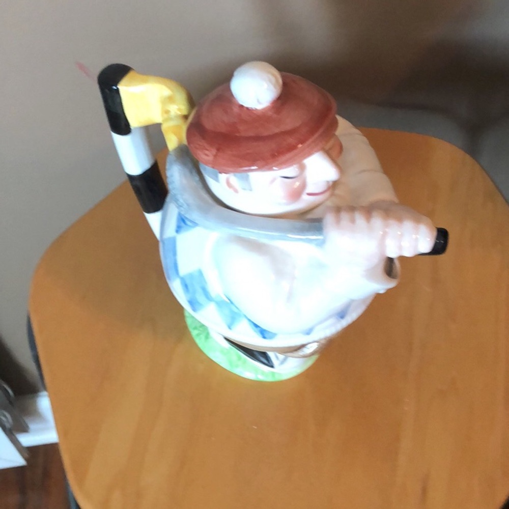 Teapot - Picture 4 of 7